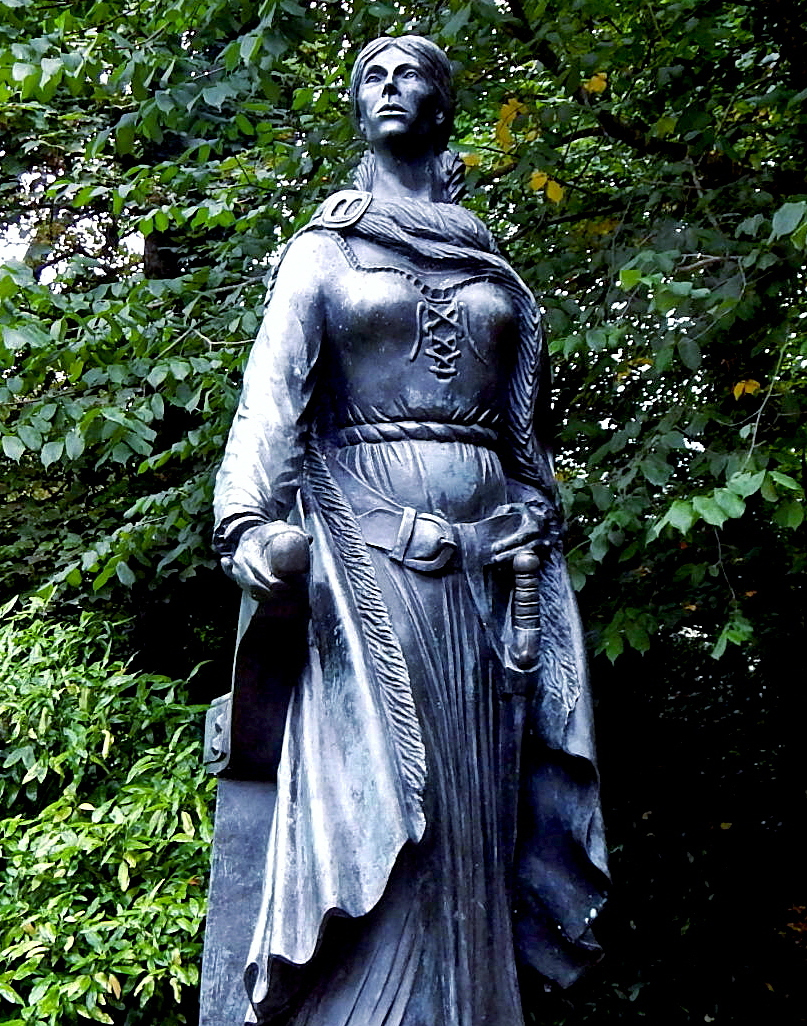 Image of Noblewoman and sea captain